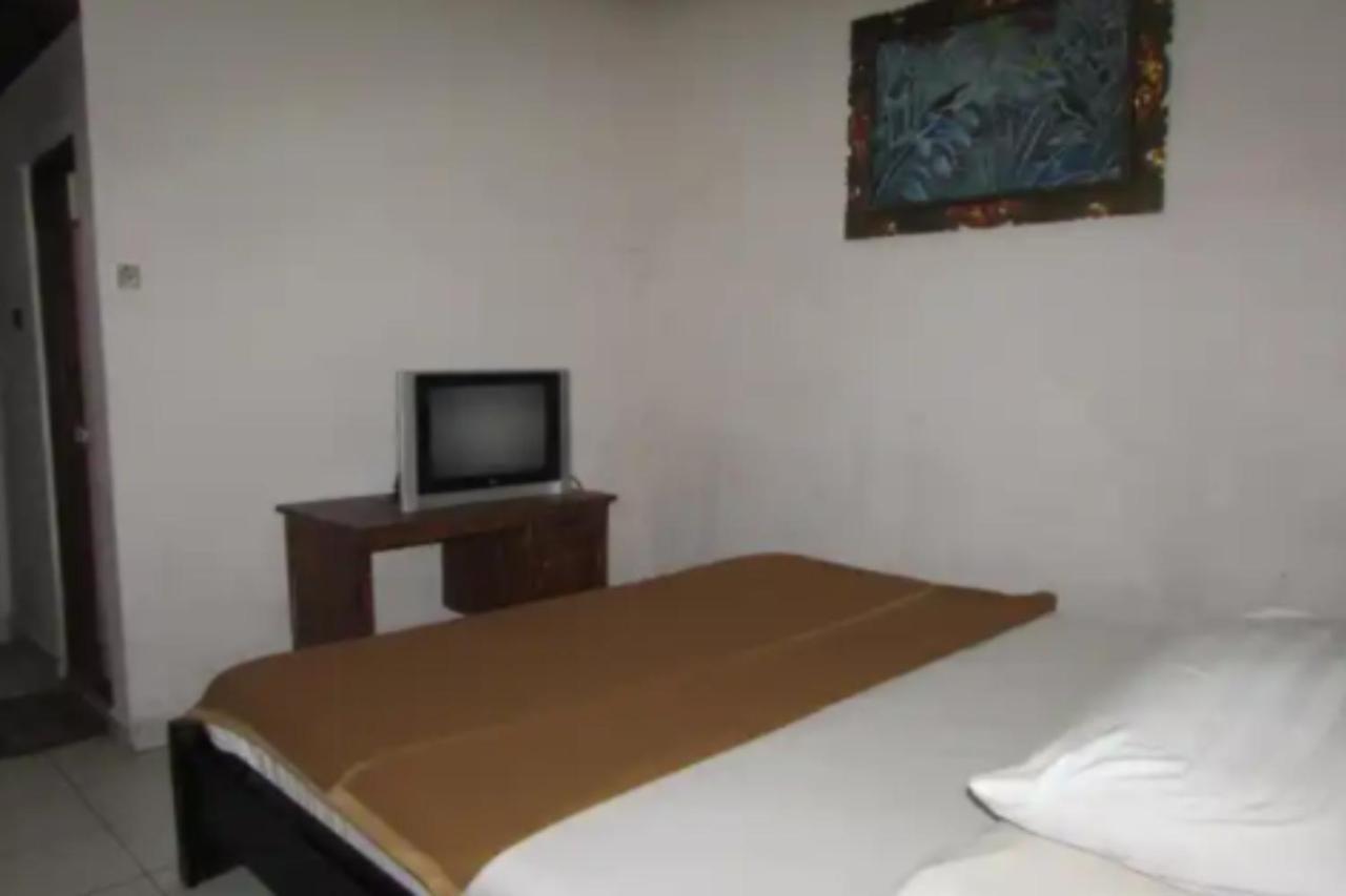 Oyo 90822 Hotel Taman Wisata Denpasar Kültér fotó