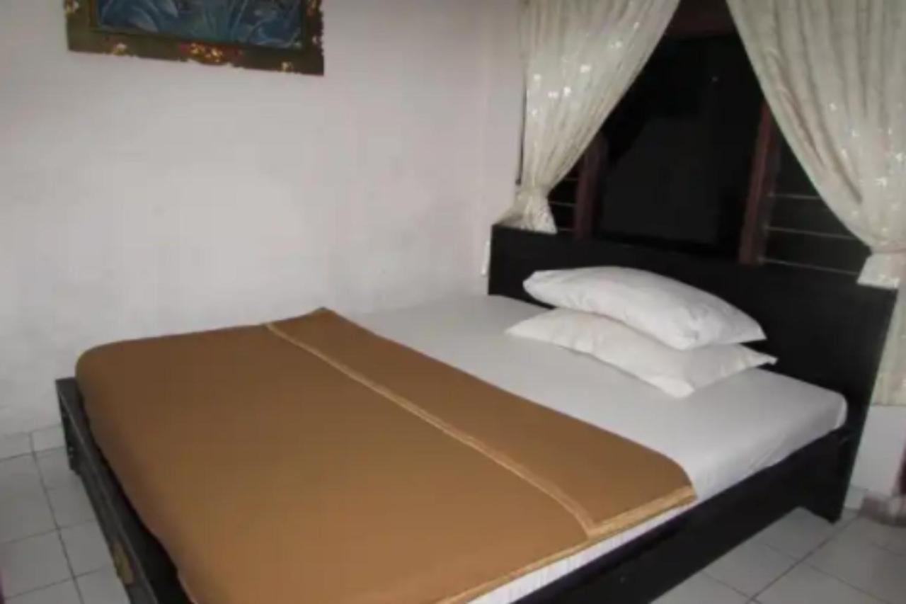 Oyo 90822 Hotel Taman Wisata Denpasar Kültér fotó